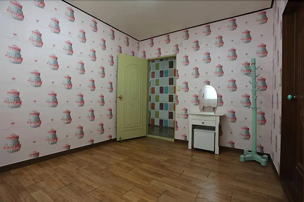 Taean Albatross Pension