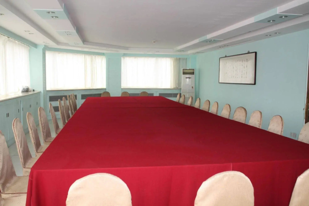 Chaoyang Hotel