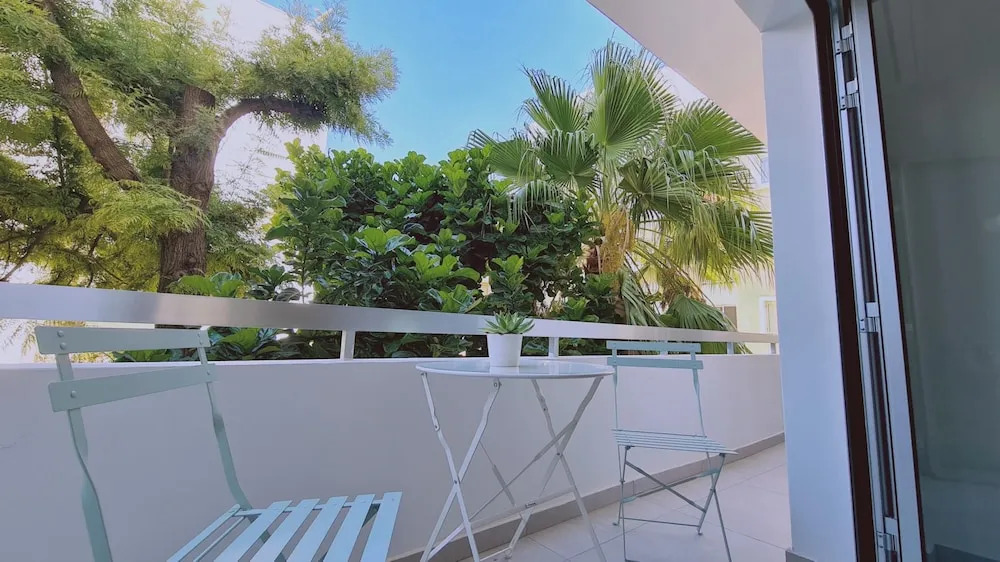 97 LIM - Stay Vital Elegance Apartment