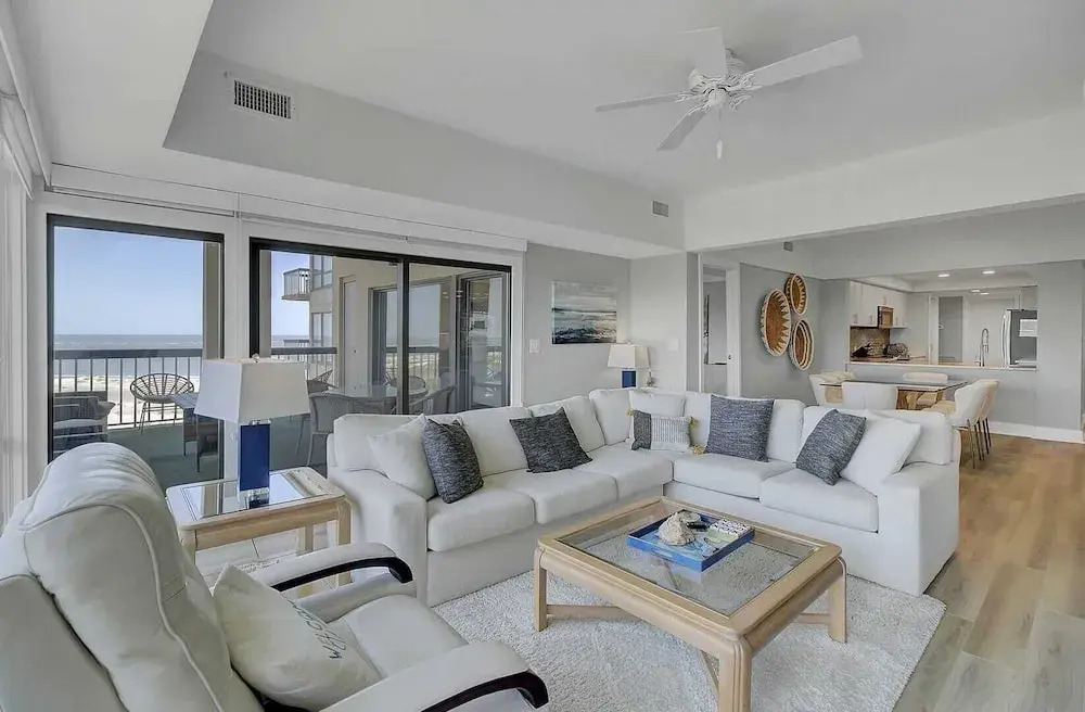 1408 Ocean Club by Avantstay Oceanfront Home w/ Amazing Views!