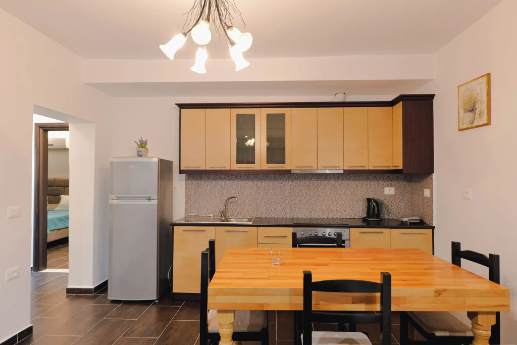 Beni Apartments