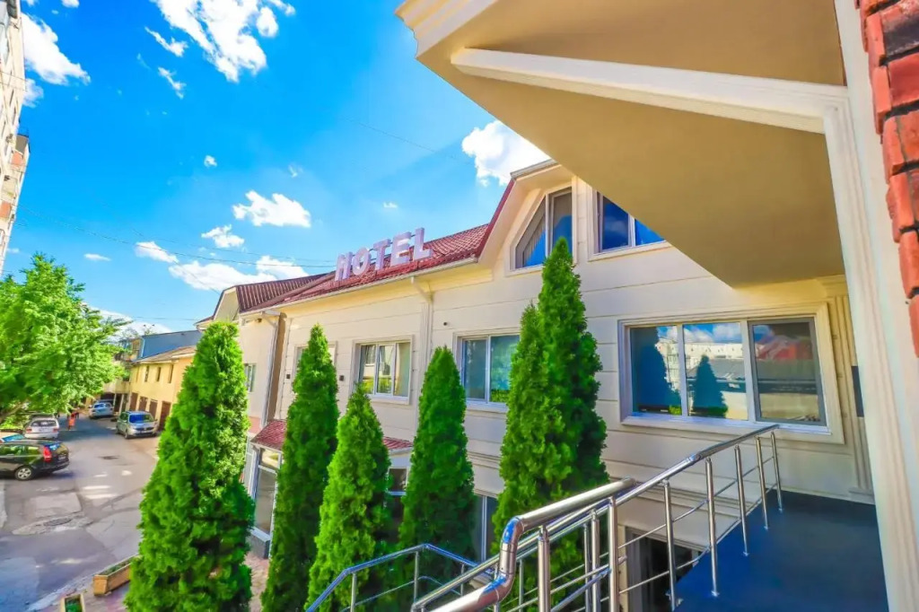Altin Palace