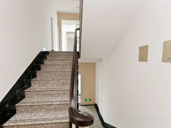 Lanfei Hotel (Anji Jiuzhou Changshuo Plaza)