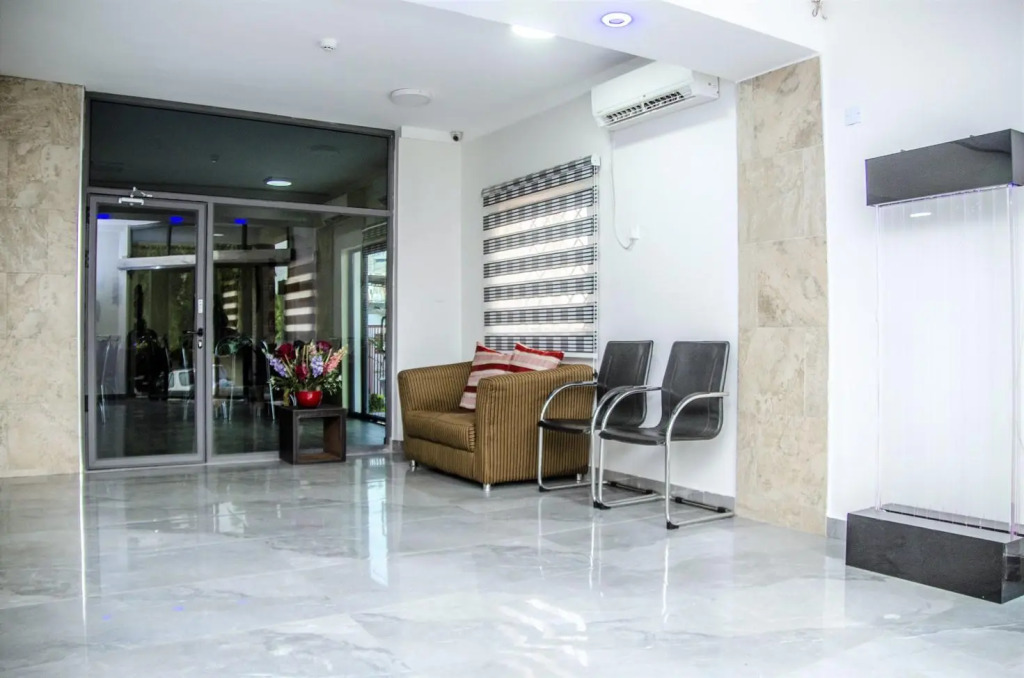 Hotel Rosebud