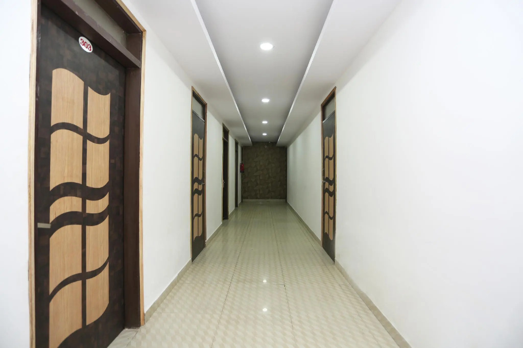 OYO 30107 Hotel Black Stone