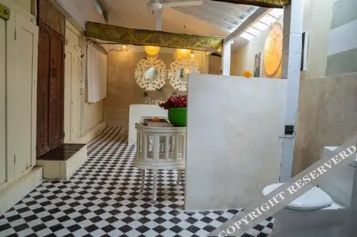 Villa Kalis, 10BR, Sleeps 24, Perfect for Groups, Best Value Seminyak
