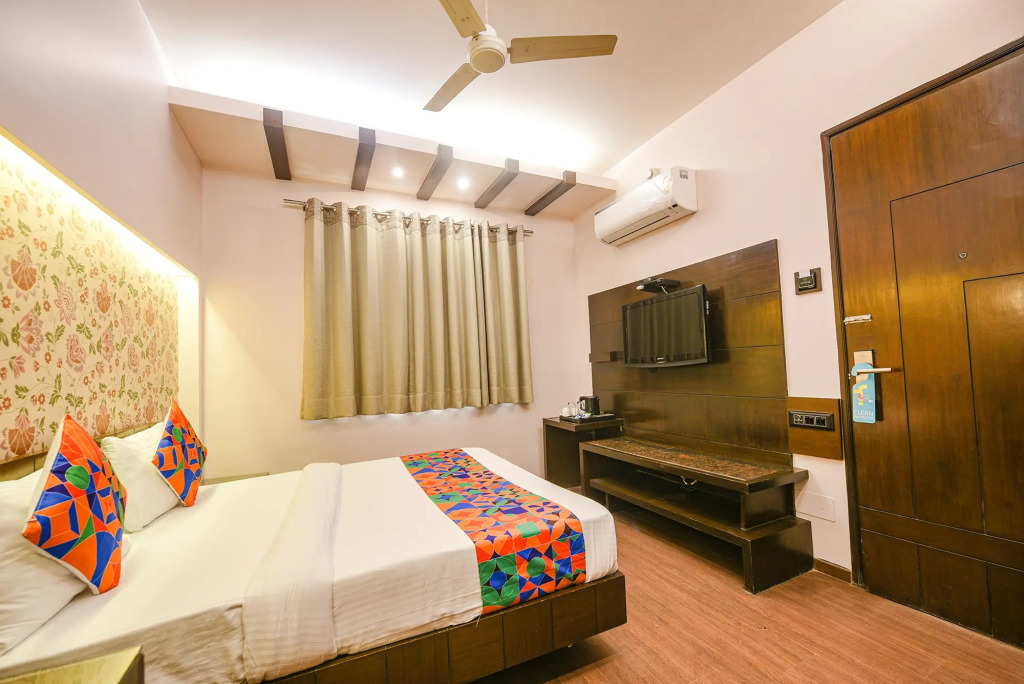 FabHotel Prime Aashraye