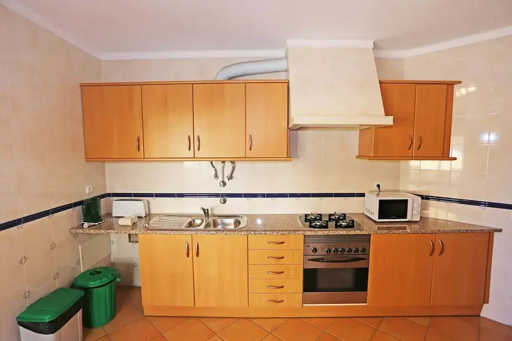 EE 01 - Bedroom 1 in Rossio Entrance Guesthouse