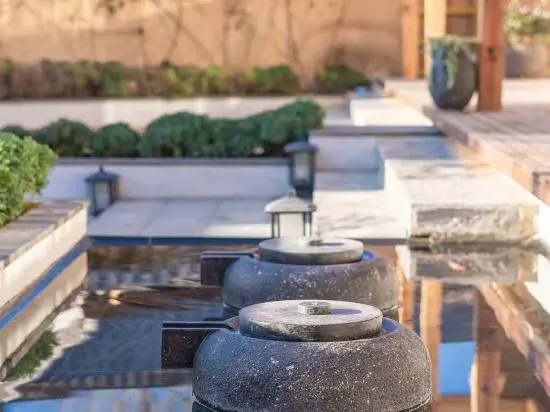 Shaxi Yujin bridge homestay
