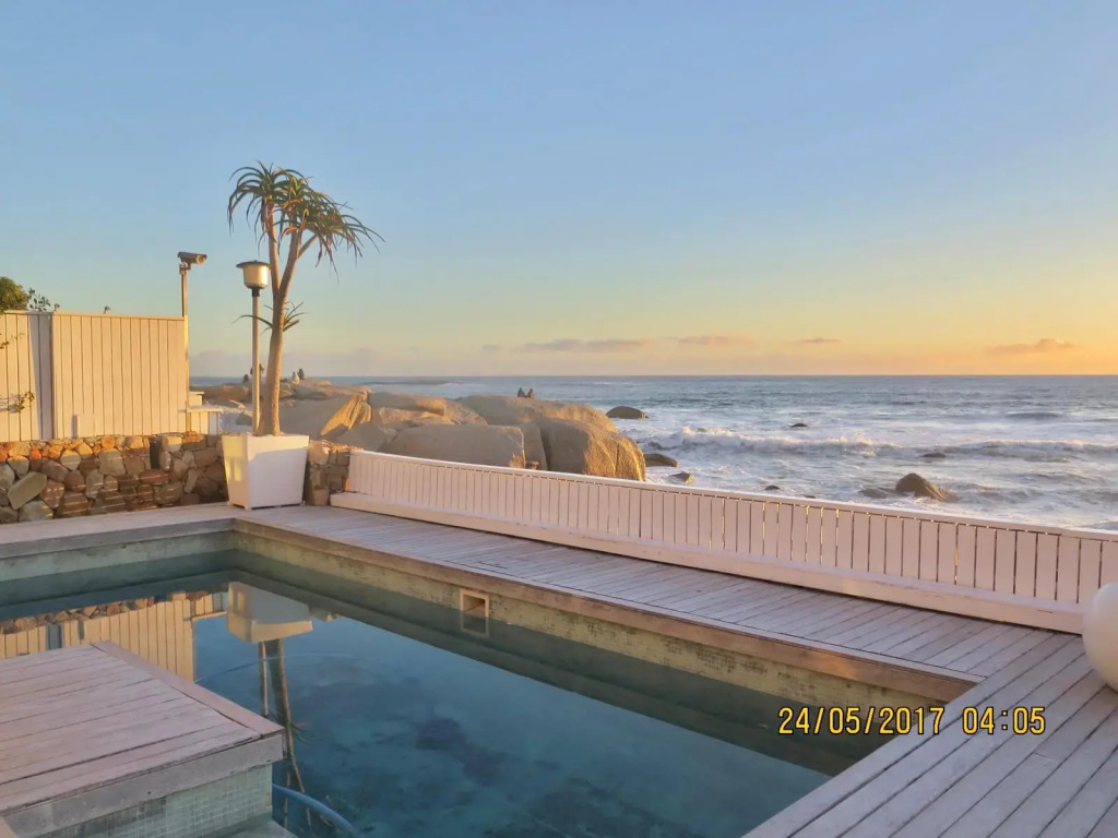 Glen Beach Villas