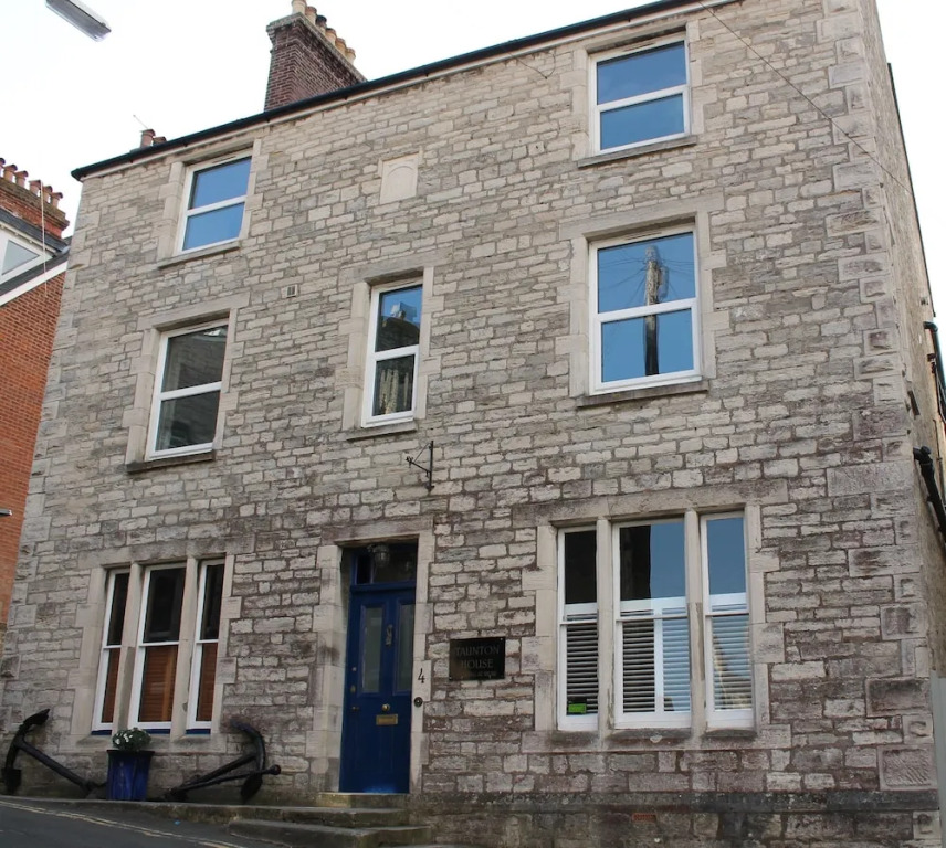 Taunton House B&B