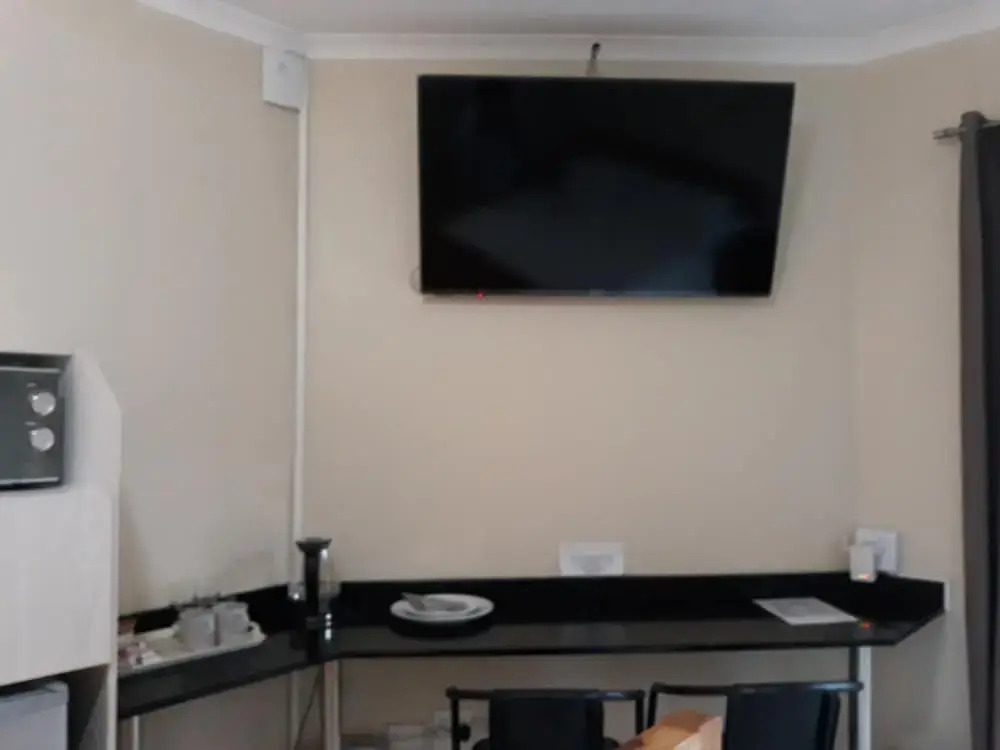 8 Ibis Lane Guest House