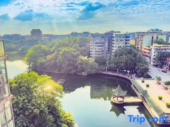 Chongqing Xiaoxiao Yuguang Homestay (Chongqing Jiangbei Airport Jinguang International)