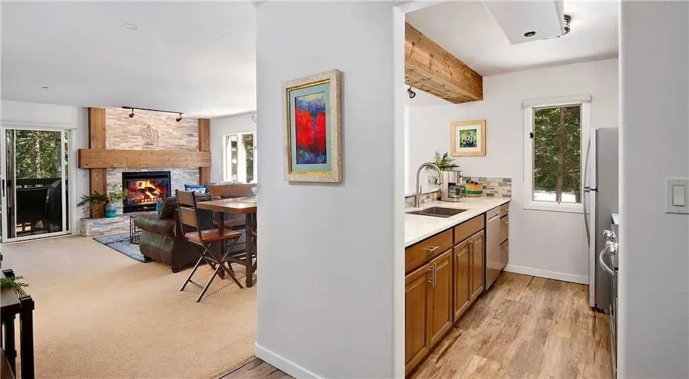 Townsend Place A106 1 Bedroom Condo by Redawning