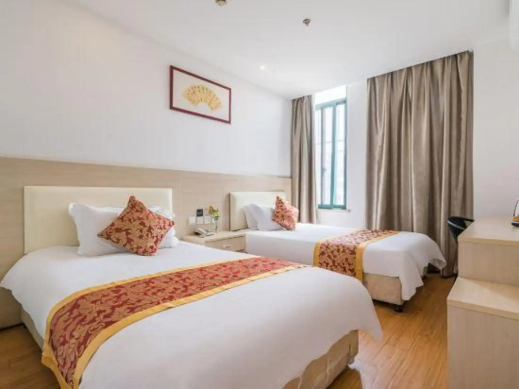 Jinzi Business Hotel