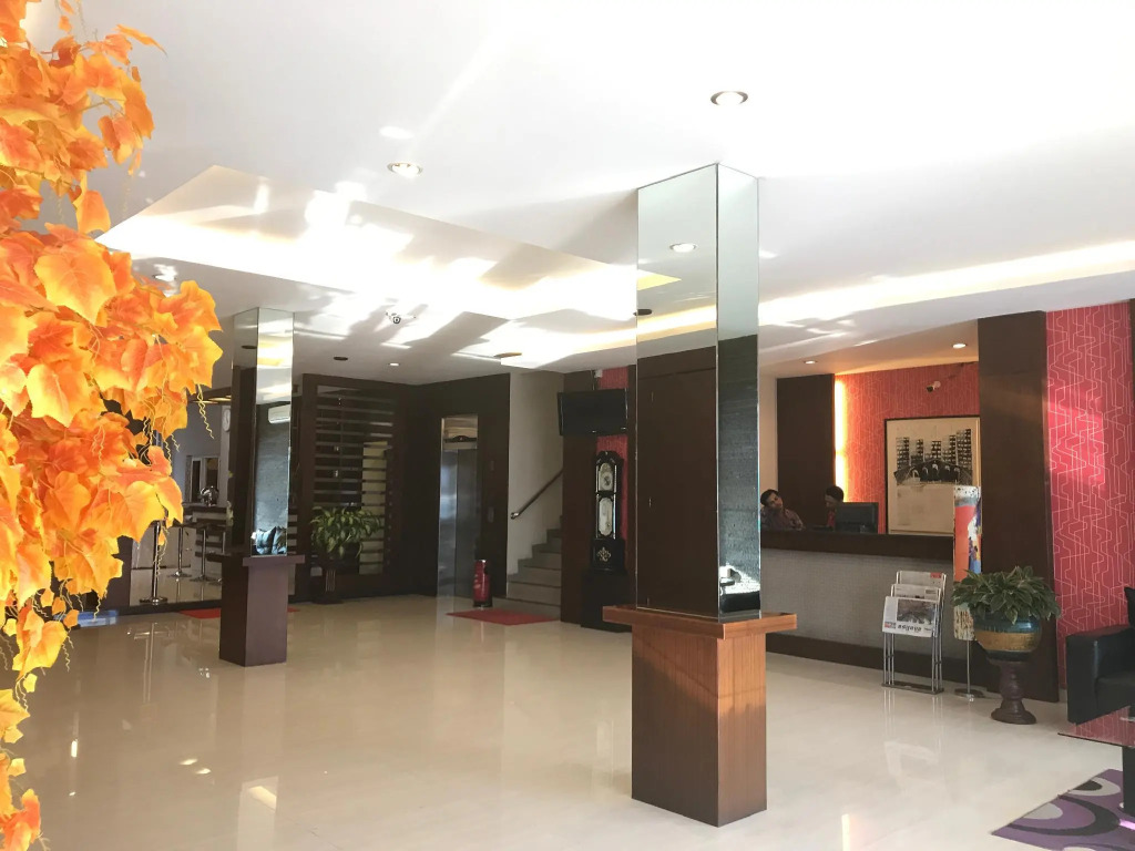 Grand Mega Hotel