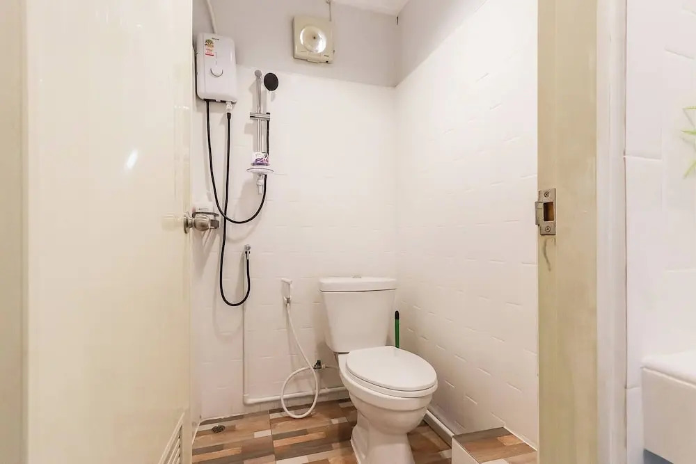 Tiny House Bangson at Bangsue Grand Station