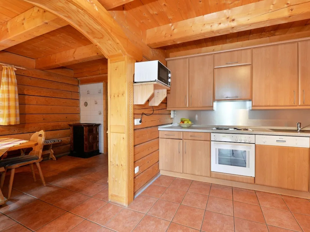 Ferienhaus aus Holz in der Nahe des Skigebiets