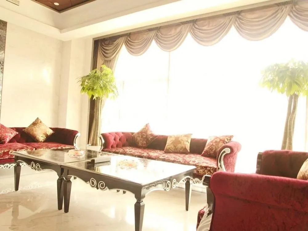 Baisheng Hotel