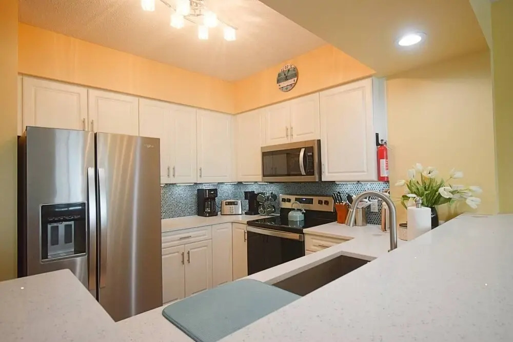 Bluewater Keyes Ph9 2 Bedroom Condo by Redawning, North Myrtle Beach