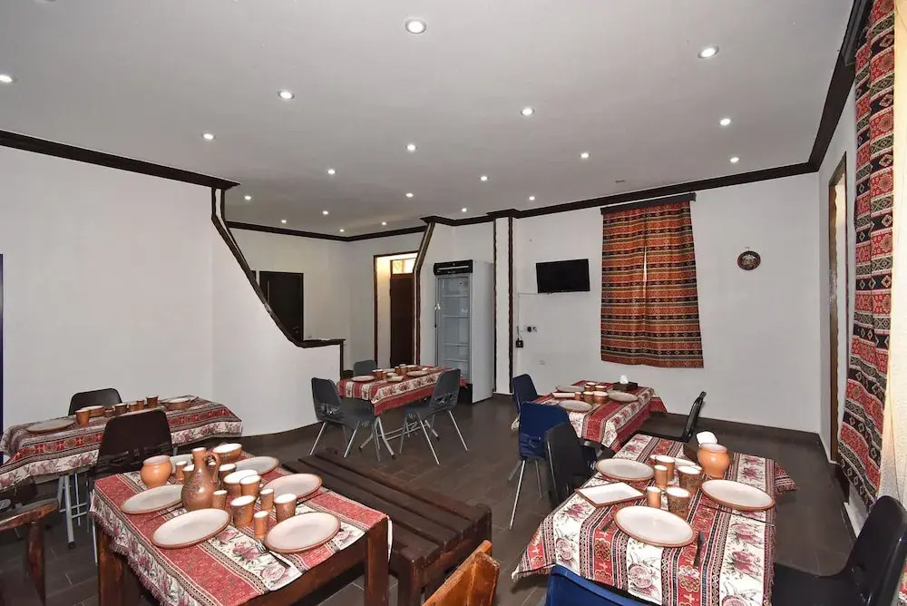 Li-Em Fauna Hostel