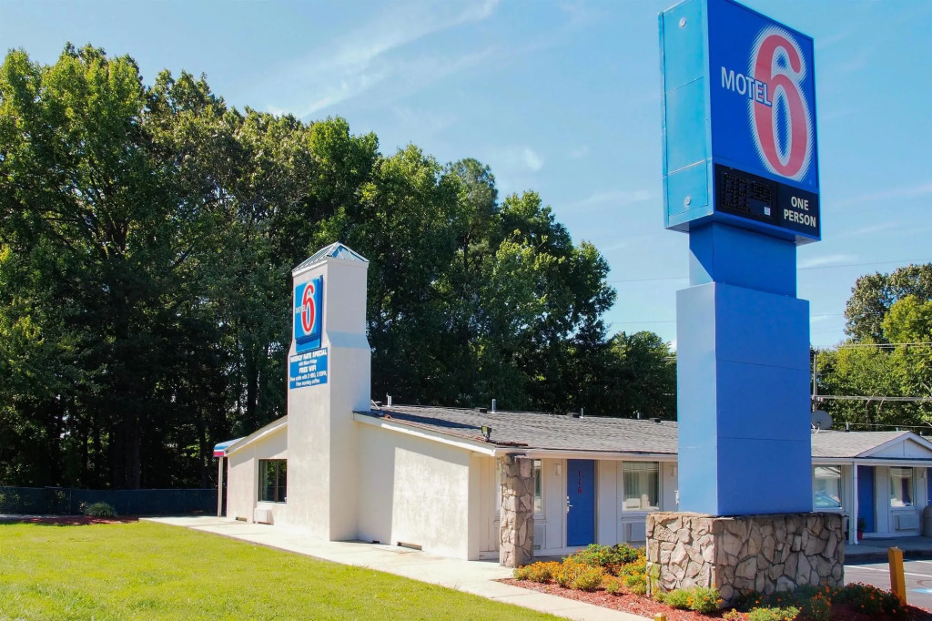 Motel 6 Newport News, VA