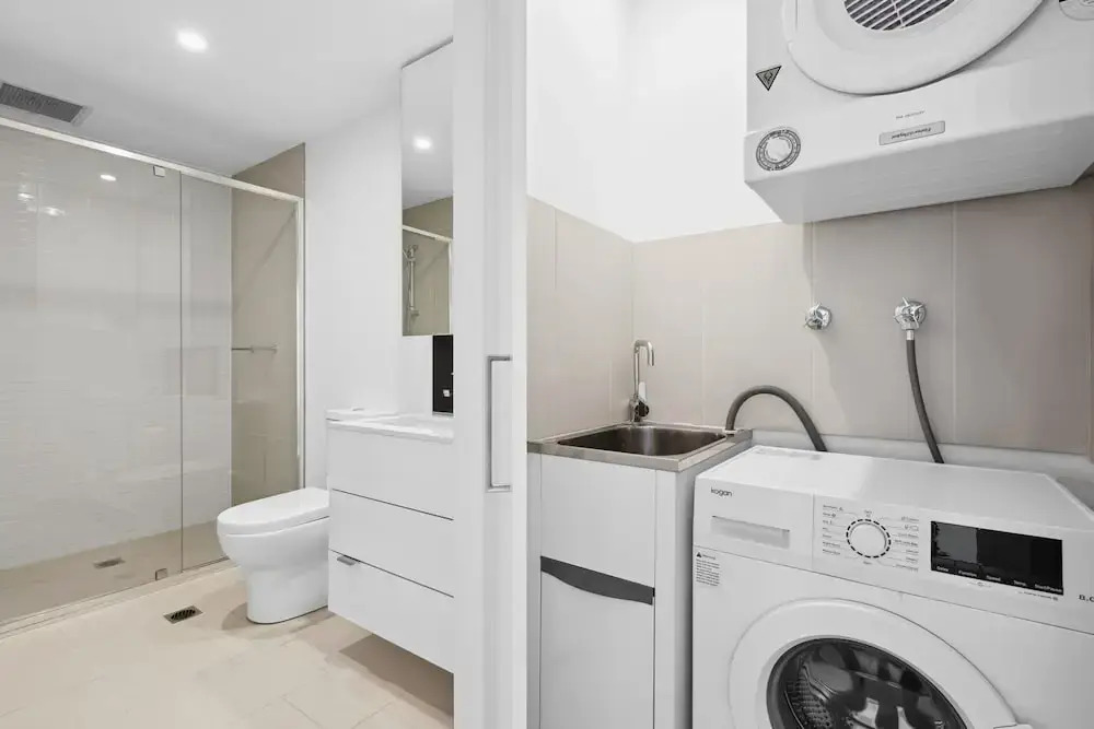 Contemporary 1-bed With Pool Near Brisbane River