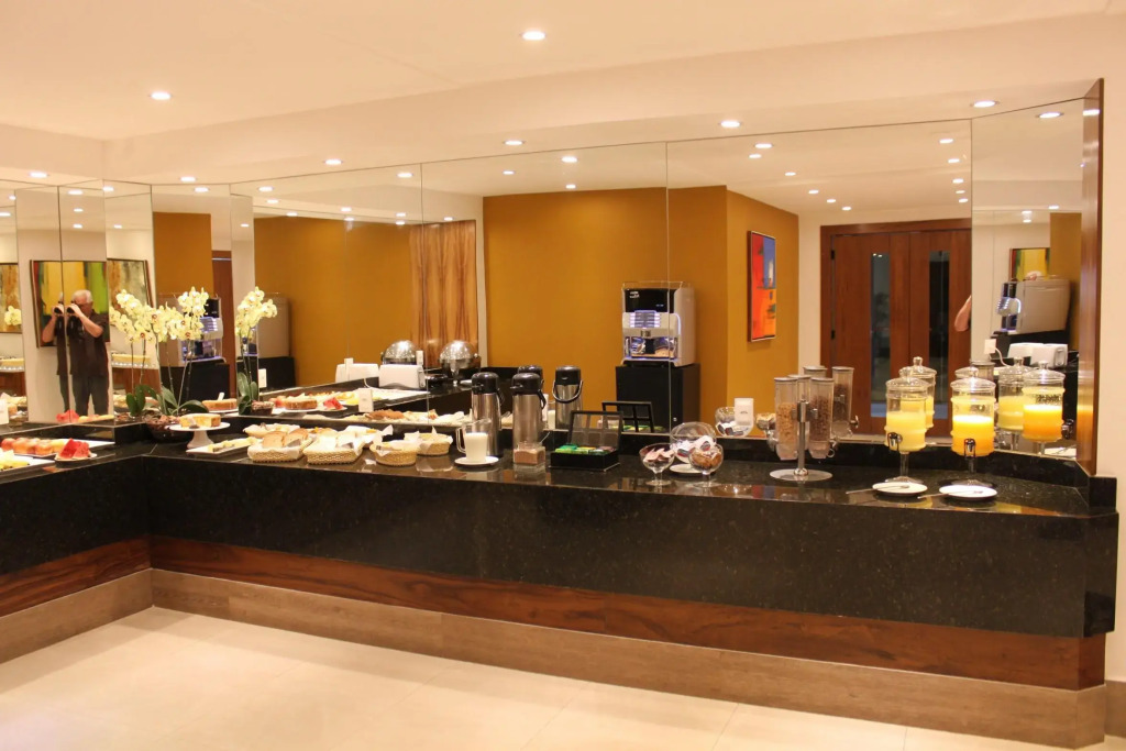 DOM Barra Hotel
