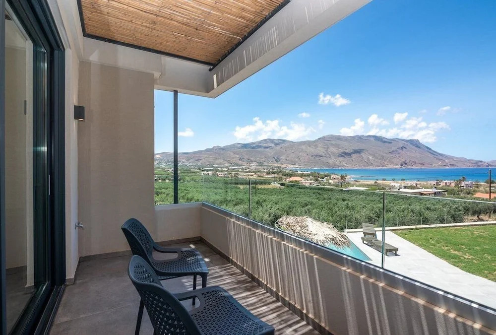 Nusa Retreat - Seaview luxury residences - ideal for groups