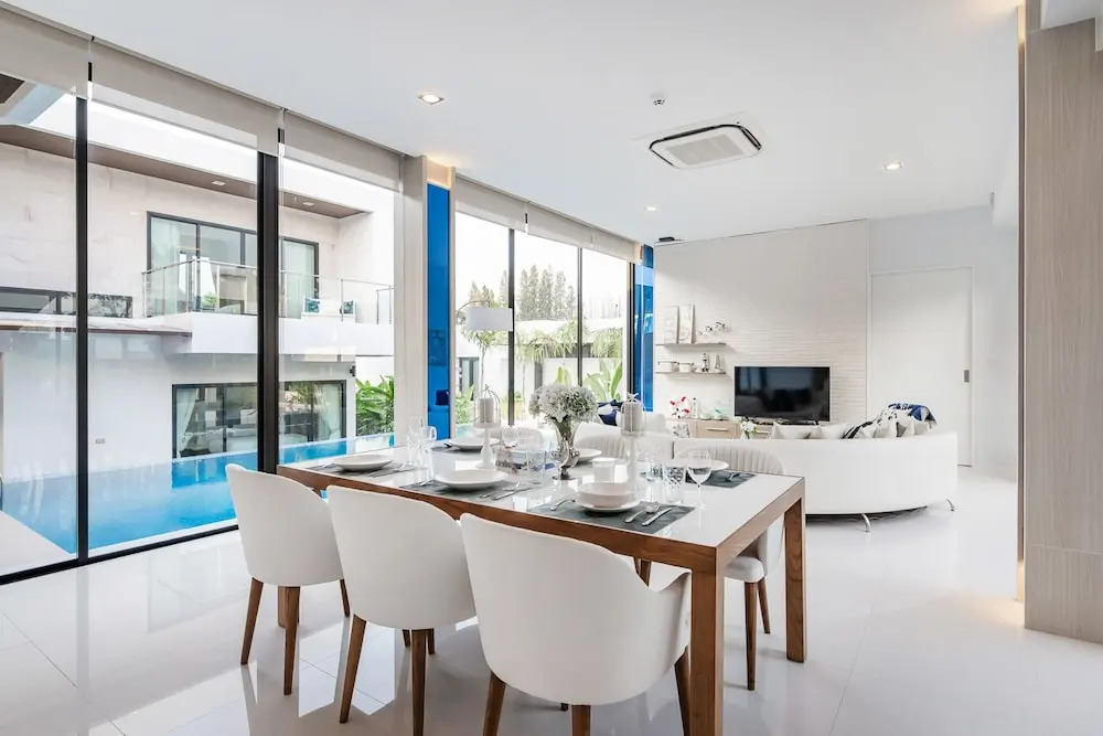 Luxury Residences 3-Bedroom Pool Villa Beach Access, Na Jomtien Pattaya