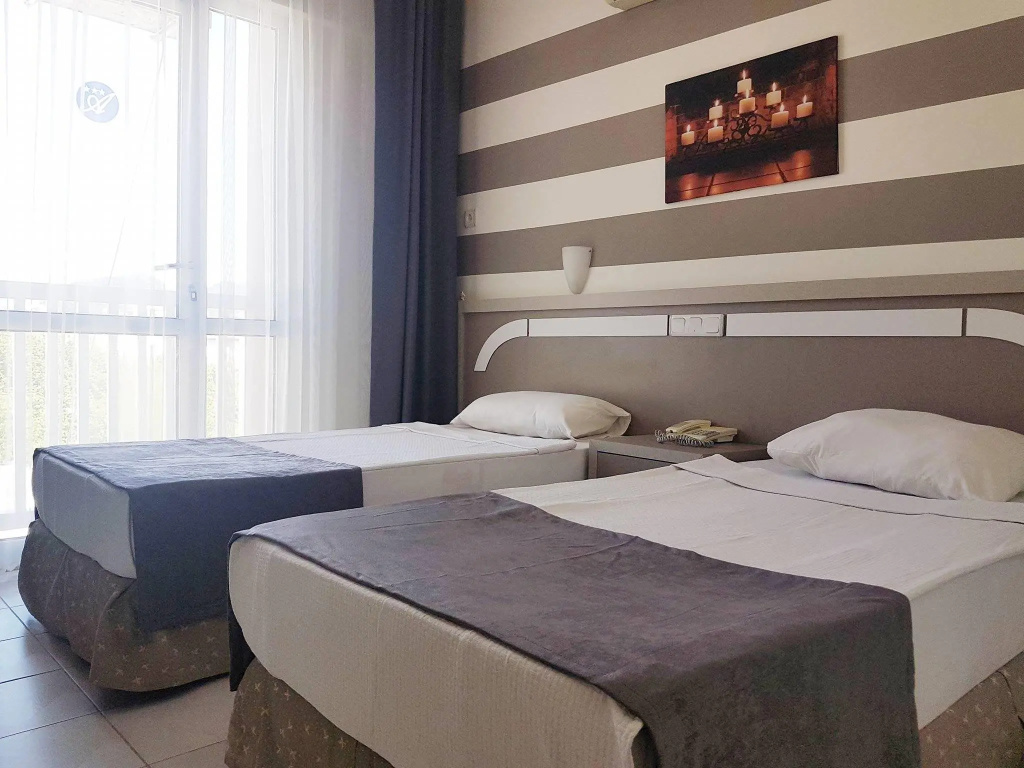 Yade Luxe Hotel