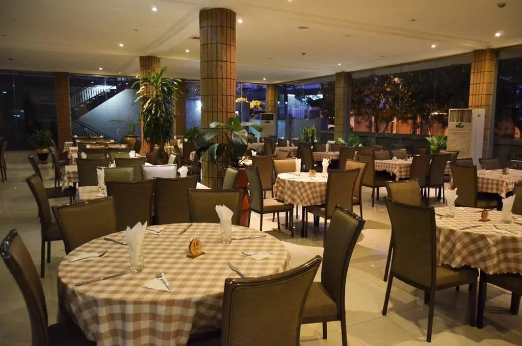 Mensvic Grand Hotel