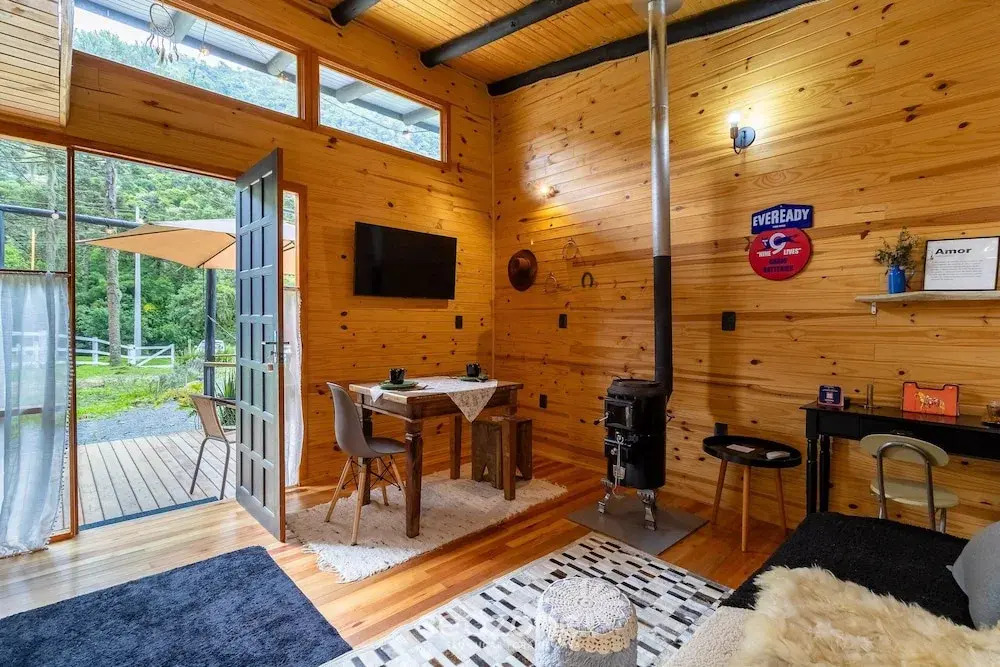 Cabin in the Avencal Waterfall Valley Cua001