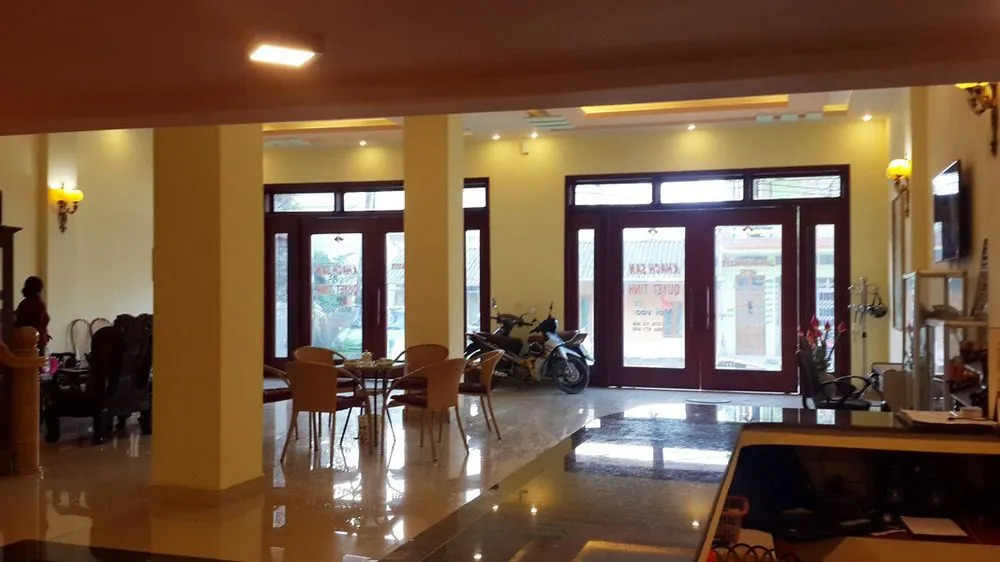 Quyet Tinh Hotel