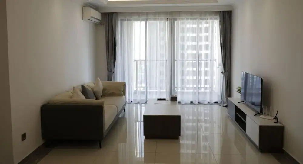 R&F Hotel and Apartment