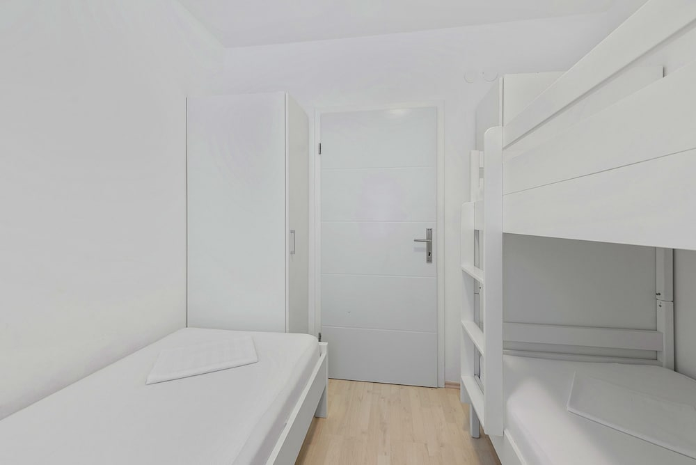 Superior Apartment Tania 15