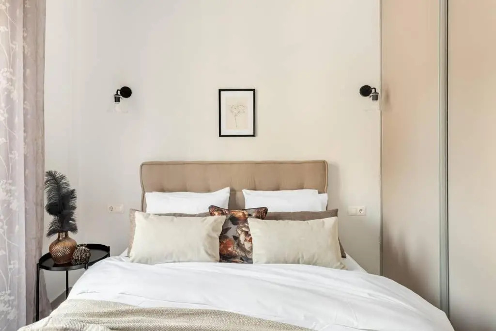 Stylish, 3-brdm Family Apartment near Acropolis!