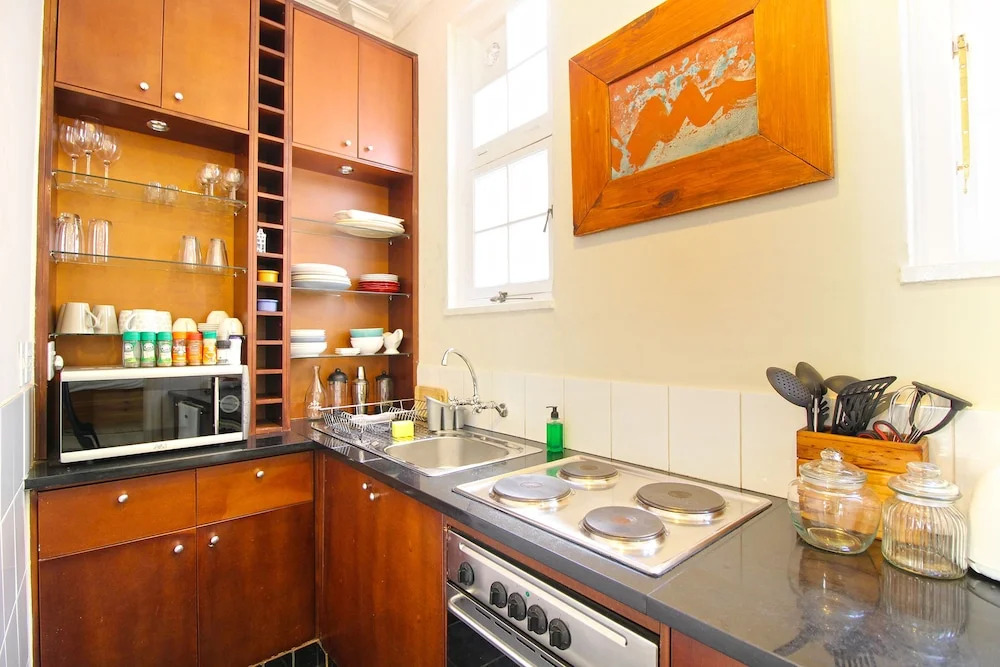 Victoria Court 111 - in Cape Town (Camps Bay)