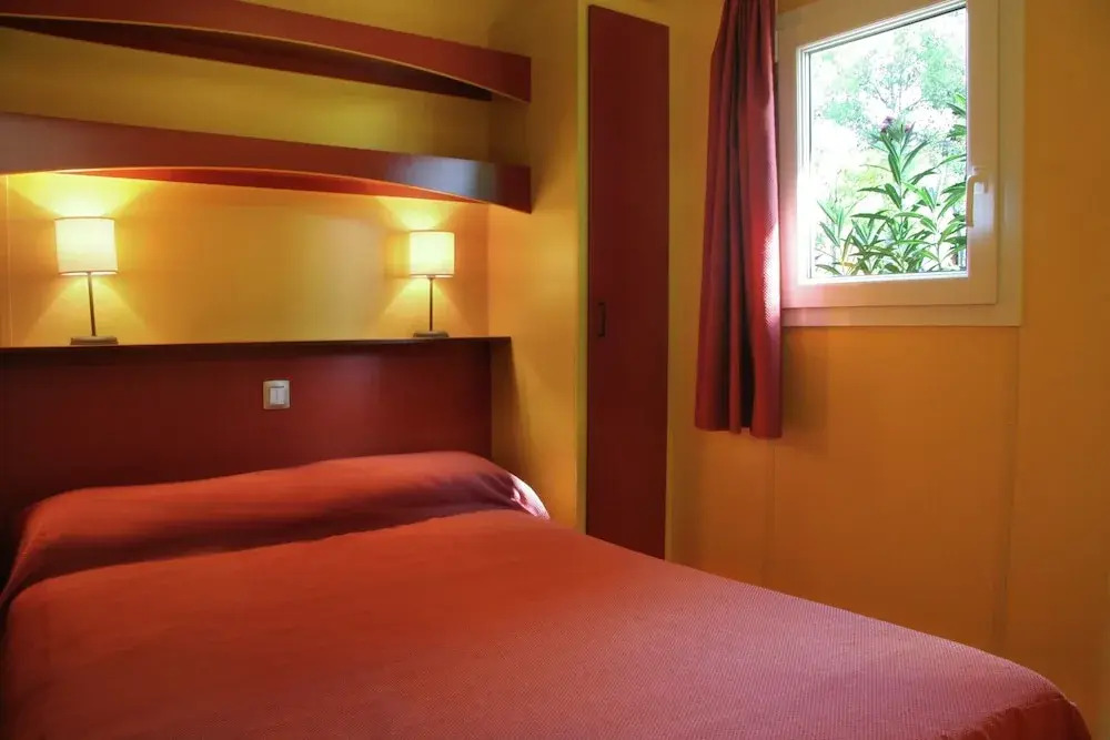 Chalet With air Conditioning on Beautiful Park