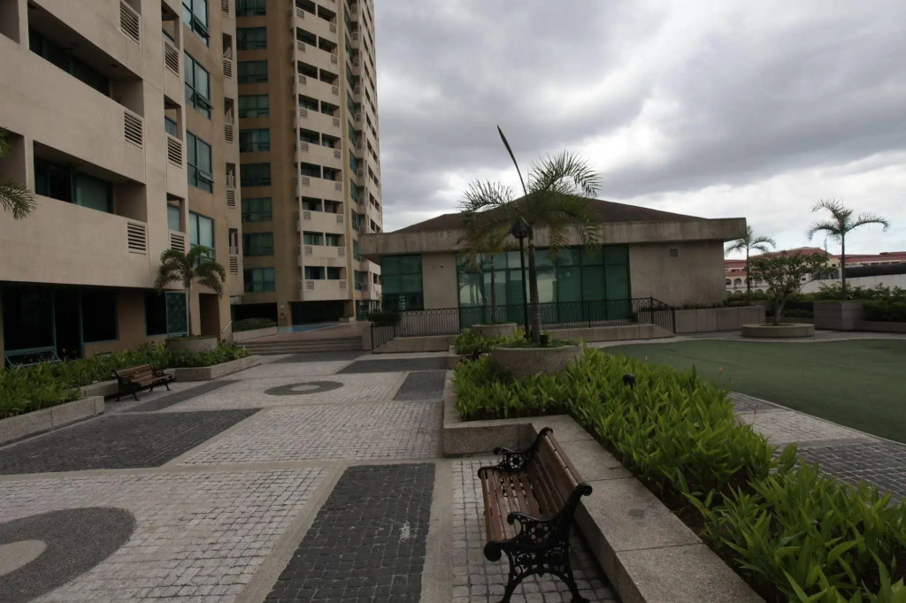 Manila Condo Home at Robinsons Place Residences