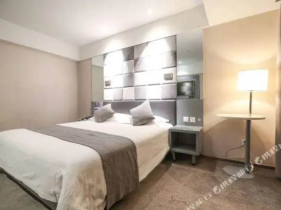 Z Hotel
