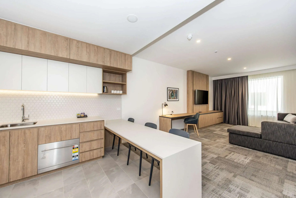 Ingot Hotel