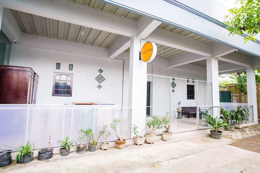 SPOT ON 3199 GALAXY HOUSE 234 Syariah