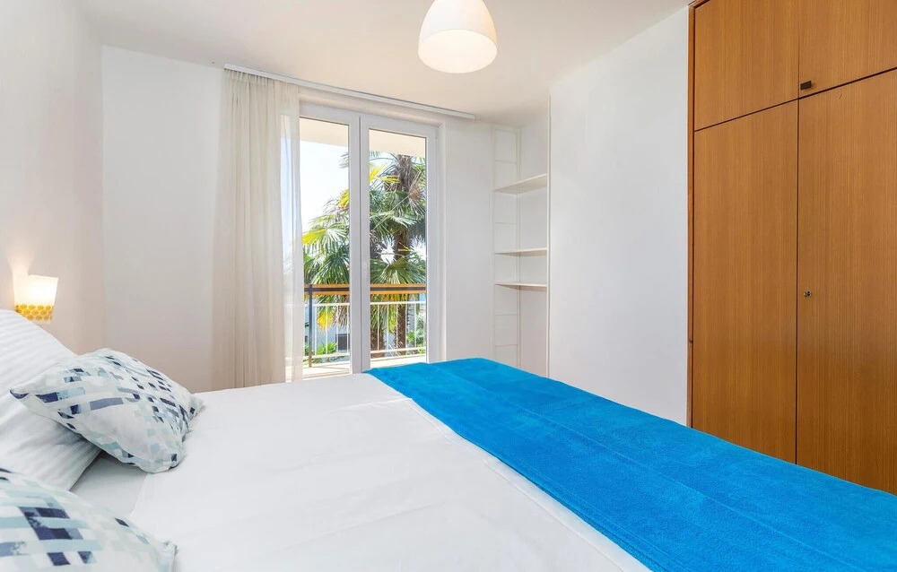 Stunning Apartment in Icici With Wifi and 2 Bedrooms