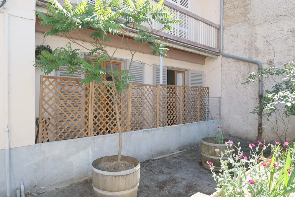 Le Clos - Cosy & Clean