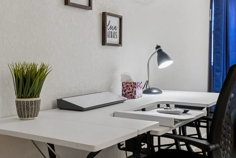 Stroll to the Dome Sleek 1BR Near Downtown