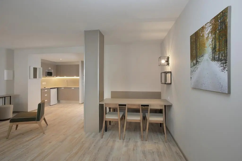 Estival Caribou Apartments