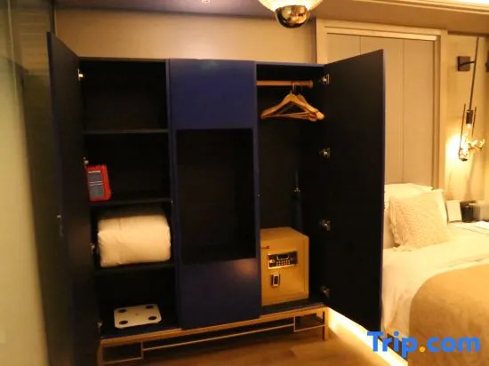 RIGHT Hotel (Beijing Guomao SKP Center)