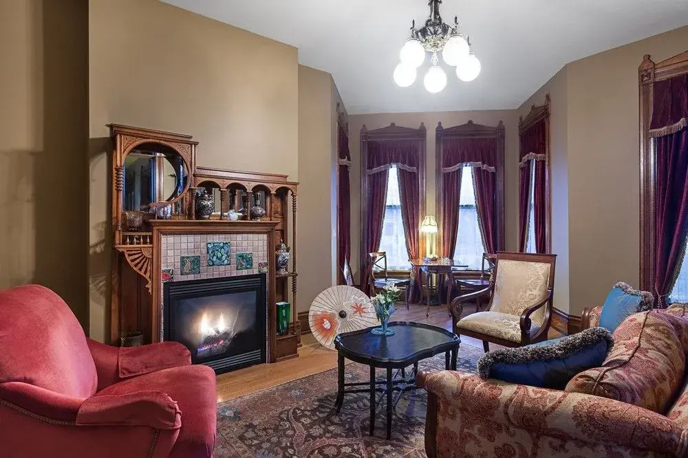 Historic Webster House Bed and Breakfast Inn