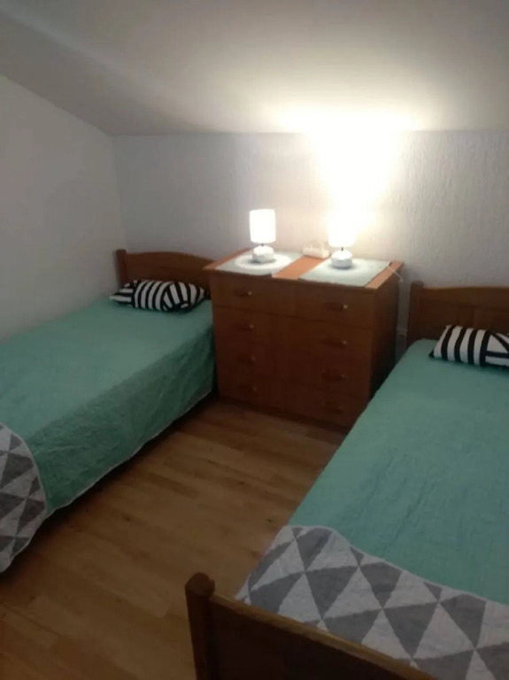Apartment Tomi - with a large terrace (30m2): A1 Tribunj, Riviera Sibenik